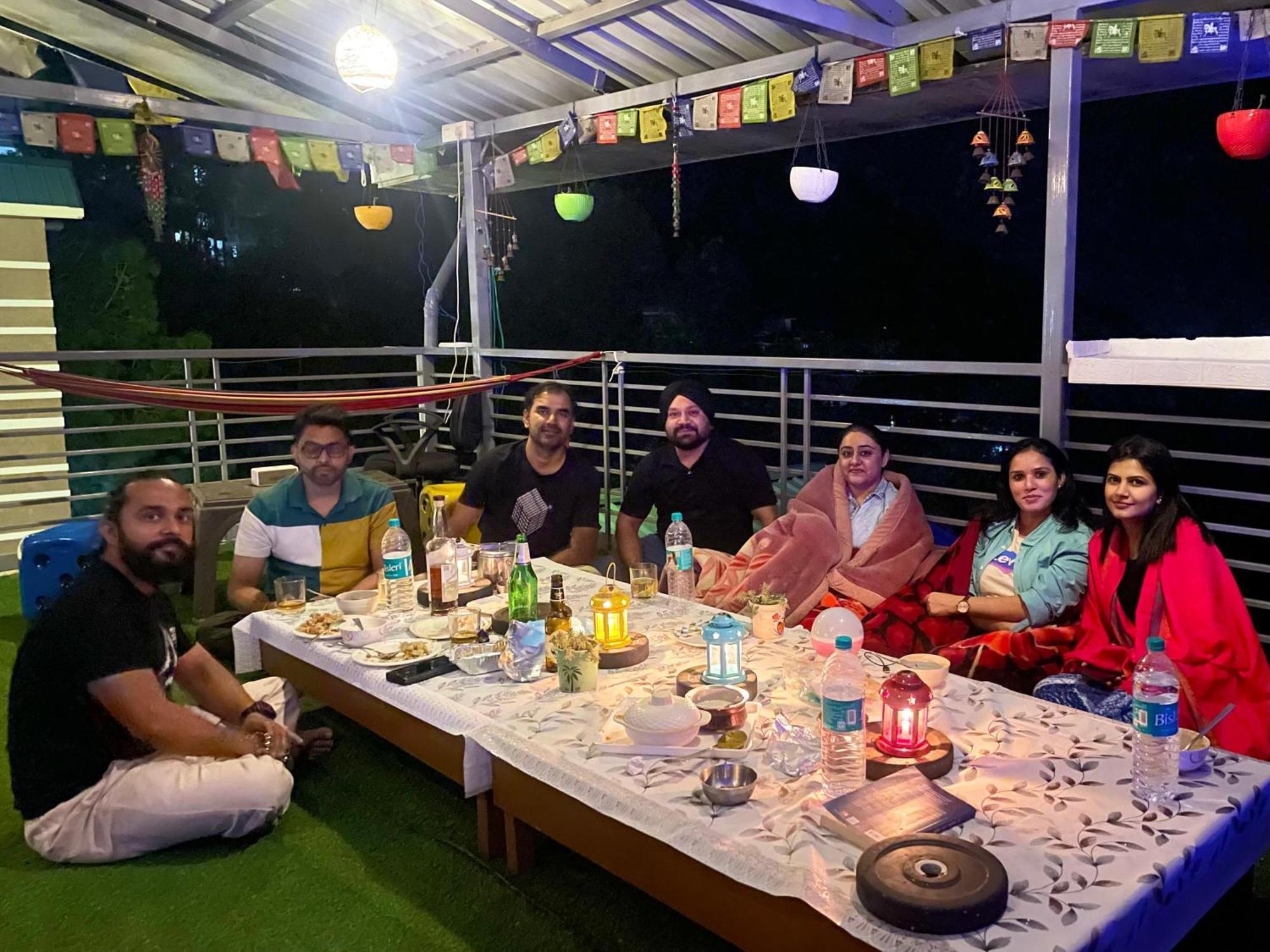 The Auriga 3Bhk Fully Entair Villa With Bonfire In Kasauli I Pvt Stay I Open Air Terrace I Kitchen Livingroom I Lawn Bonfire I Gaming Zone Kültér fotó