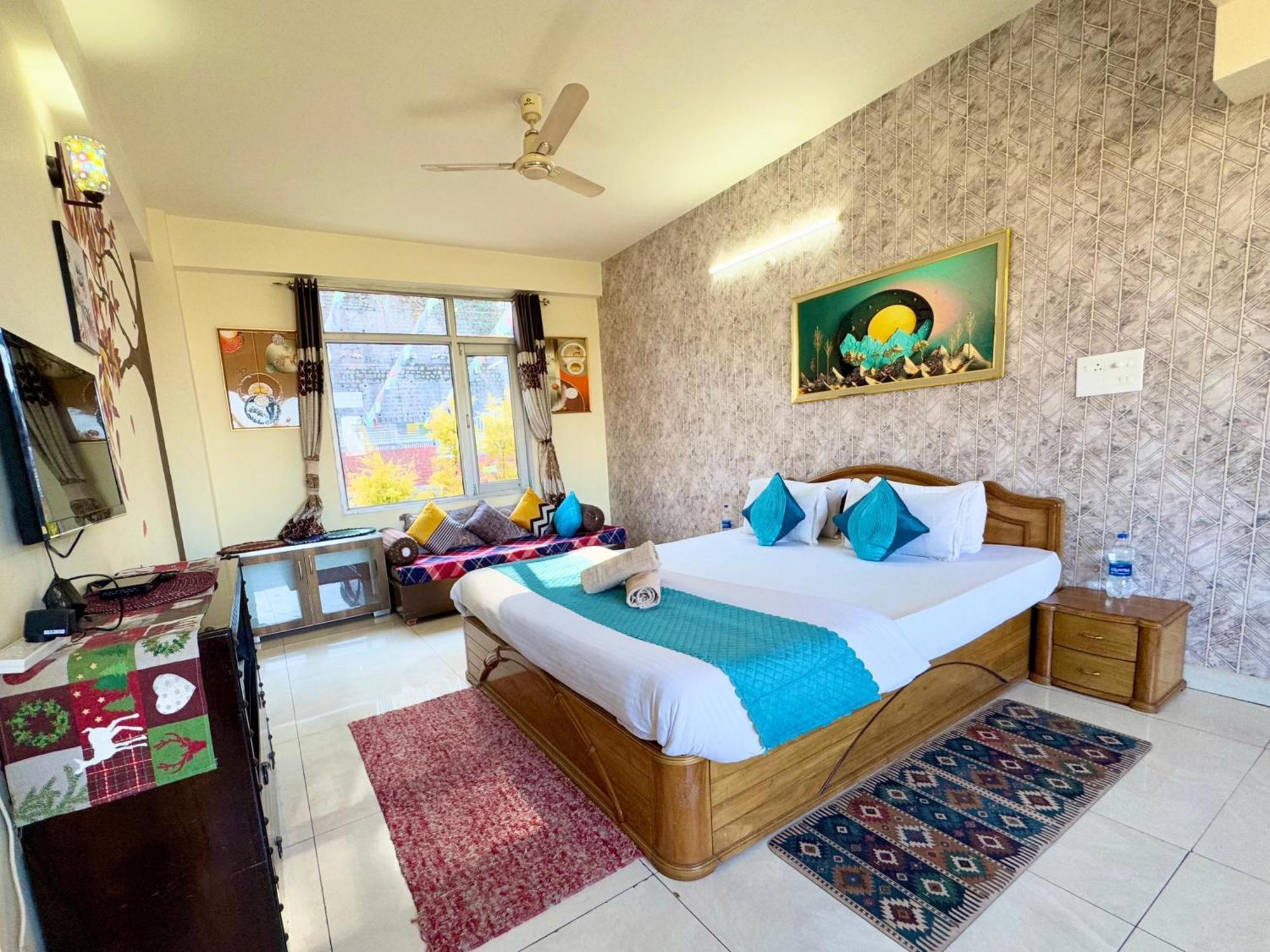 The Auriga 3Bhk Fully Entair Villa With Bonfire In Kasauli I Pvt Stay I Open Air Terrace I Kitchen Livingroom I Lawn Bonfire I Gaming Zone Kültér fotó