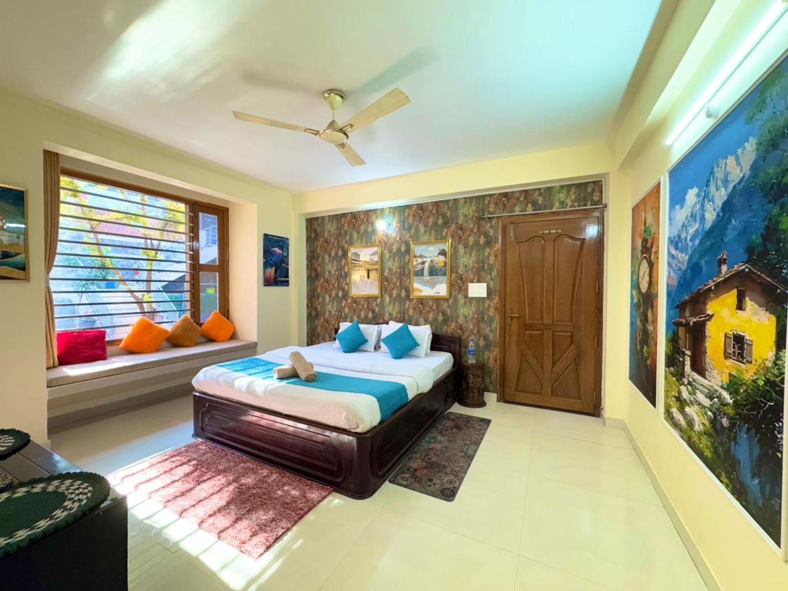 The Auriga 3Bhk Fully Entair Villa With Bonfire In Kasauli I Pvt Stay I Open Air Terrace I Kitchen Livingroom I Lawn Bonfire I Gaming Zone Kültér fotó