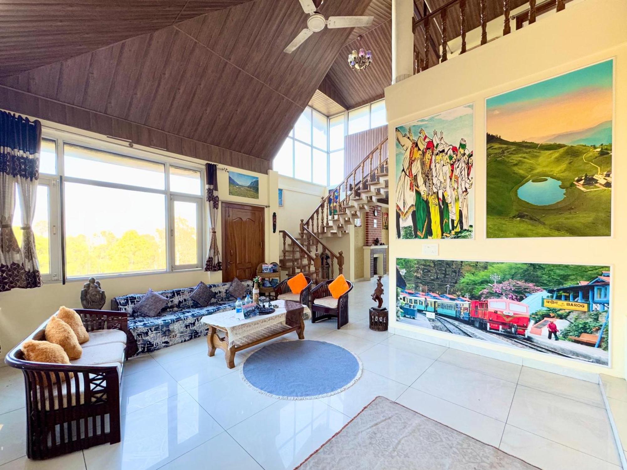 The Auriga 3Bhk Fully Entair Villa With Bonfire In Kasauli I Pvt Stay I Open Air Terrace I Kitchen Livingroom I Lawn Bonfire I Gaming Zone Kültér fotó